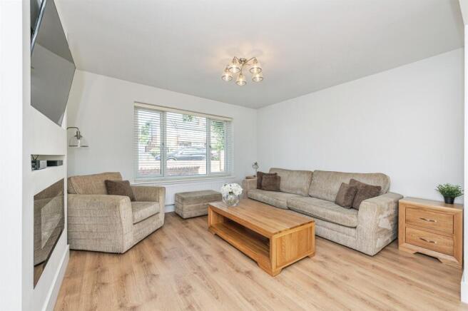 3 bed Detached for sale Image 5