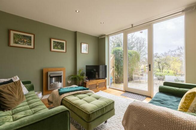 Main Street 3 Garden Room-1.jpg