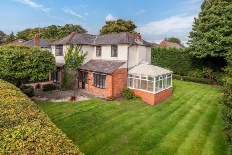 Sylvan Grove, Altrincham