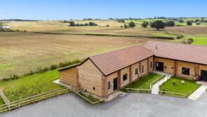 The Coach House, Willstock Farm, Lane Between Rhode Lane And Woolmersdon, Rhode, Bridgwater TA5 2AA