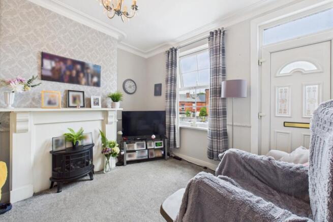 Valley Road, Meersbrook. S8 9GB photo 5