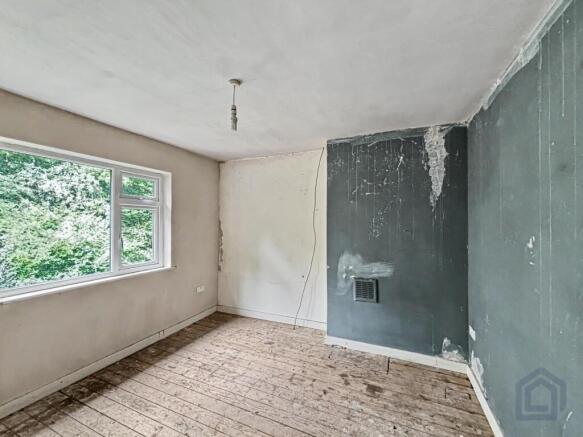 2 bed Semi-Detached for sale Image 11