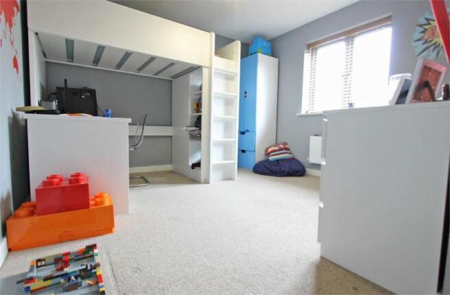 Photo 11