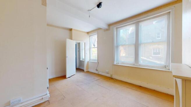 3 Greencoat Mansions, Westminster, London, SW1P 1PG