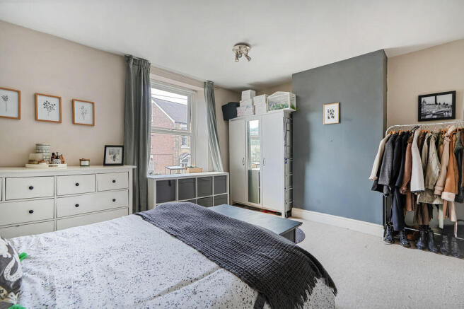 3 bed Terraced for sale Image 12