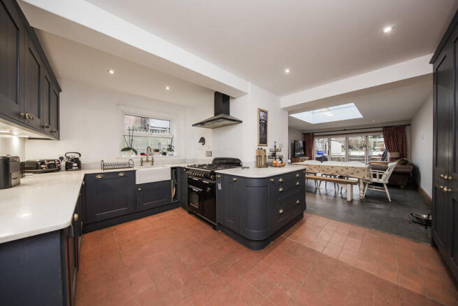 Kitchen 1