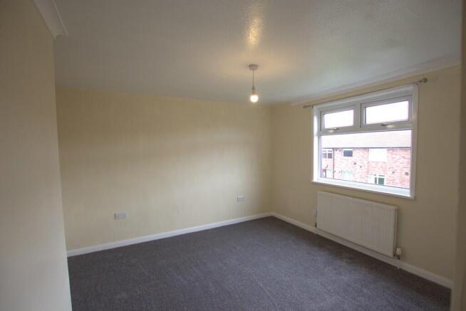 3 bed Terraced to rent Image 7