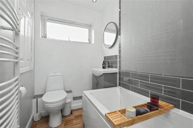 2 bed Semi-Detached for sale Image 9