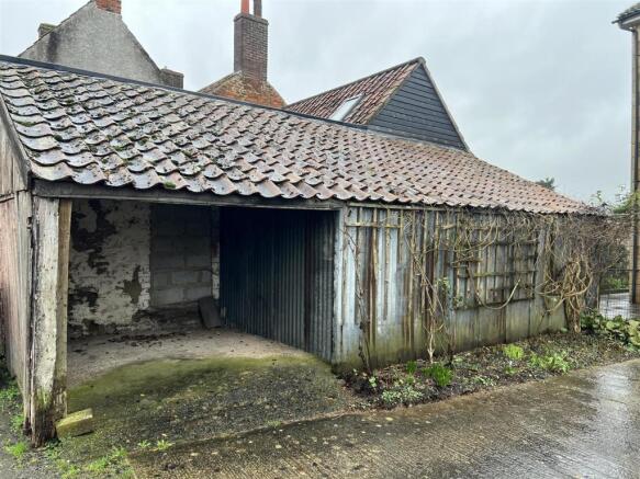 Listed Barn / Outbuilding