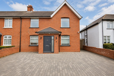 Hillside Avenue, Borehamwood