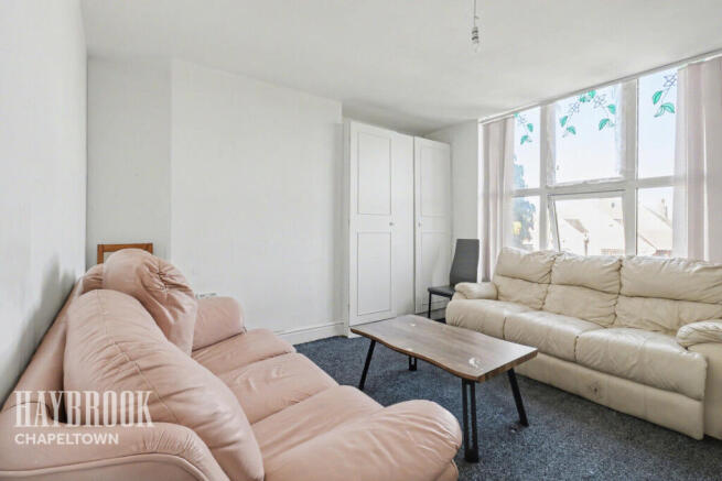 8 bed Semi-Detached for sale Image 11