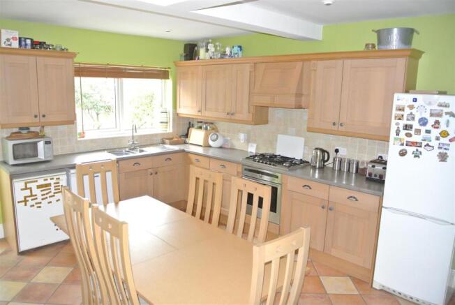 Family Dining Kitchen