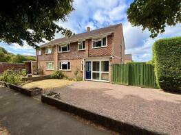 82, Parsons Way, Swindon SN4 8DJ