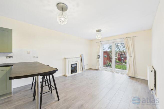 Lounge/Kitchen