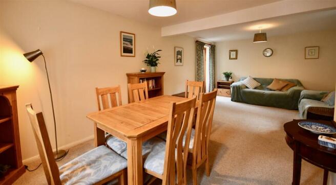 Living/Dining room