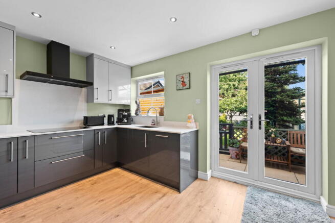 3 bed Detached for sale Image 7