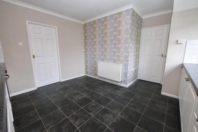 3 bed Semi-Detached for sale Image 7