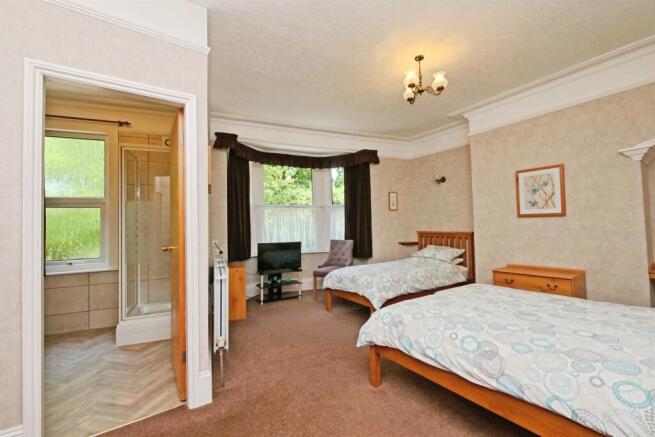 6 bed End of Terrace for sale Image 10