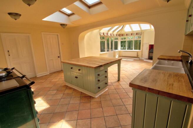 Open Plan Kitchen diner 2