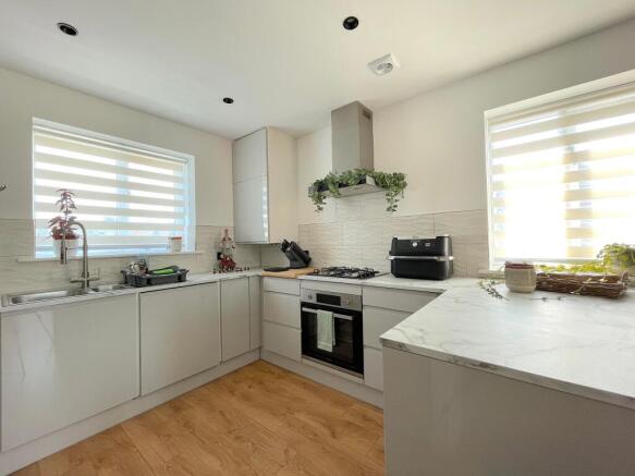 Kitchen (1)