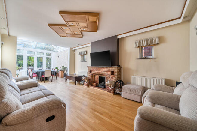 1434721-11-69c420...