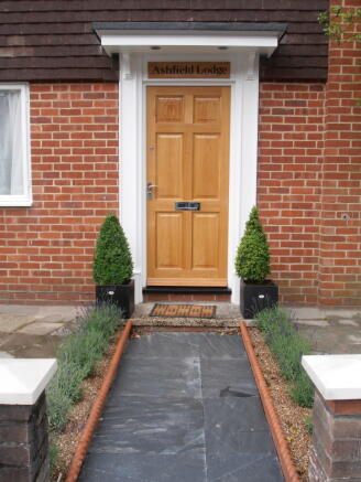 Photo 6