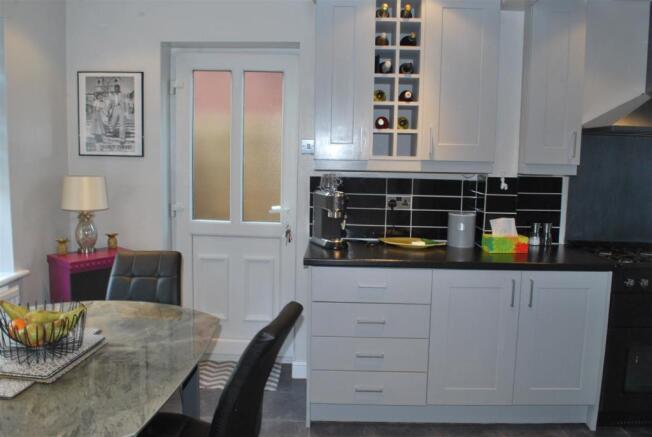 16 water kitch2.JPG