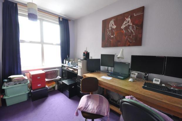 Bedroom/Study