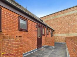 17, Christchurch Court, Banbury OX16 5DT