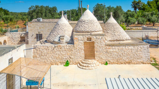 002_Trullo-Palavogna_for_sale_San-Michele-Sale.jpg