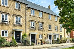 37, Whitelands Way, Bicester OX26 1AF