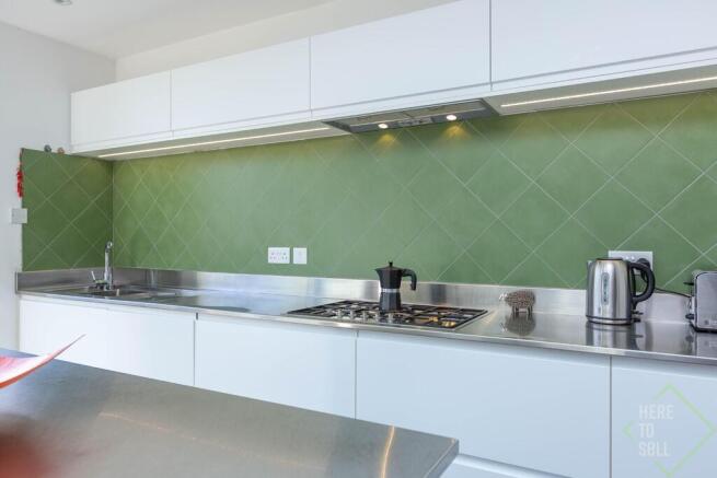 48 Uplands Road, EN4 8LD-26