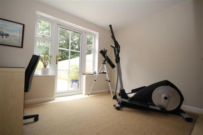 Photo 8