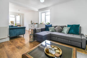 12, Sycamore House, Albert Road, Buckhurst Hill IG9 6BQ