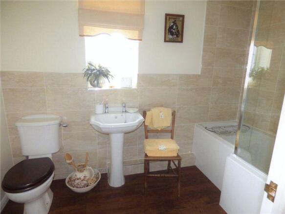 Photo 11