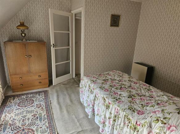 bed 3.jpg