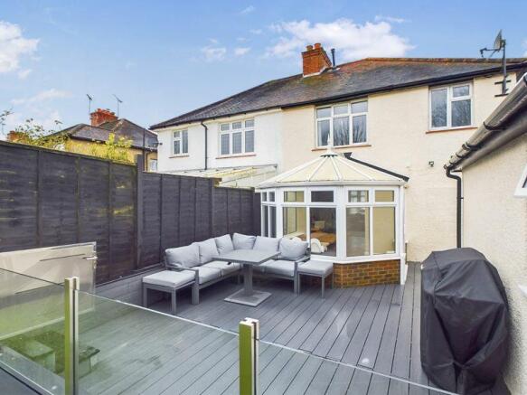 REAR DECKED SEATING AREA