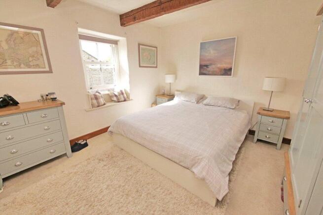 2 bed Terraced for sale Image 6