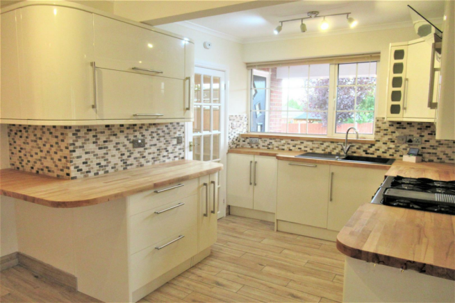 IMG_4873 - KITCHEN.png