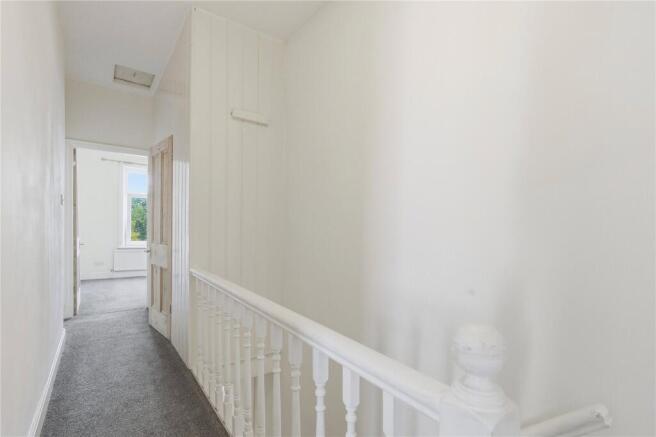3 bed Terraced for sale Image 9