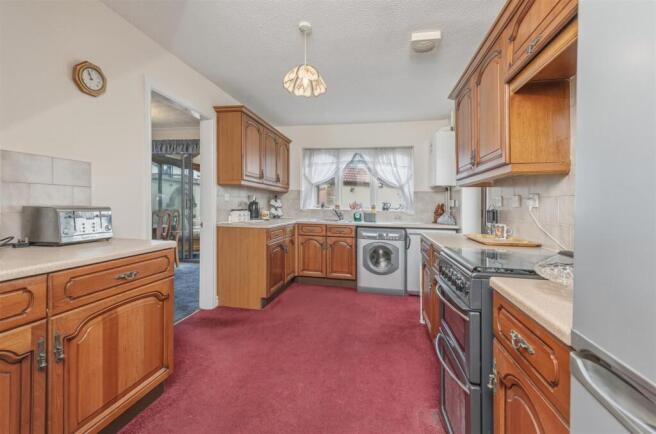 3 bed Detached for sale Image 10