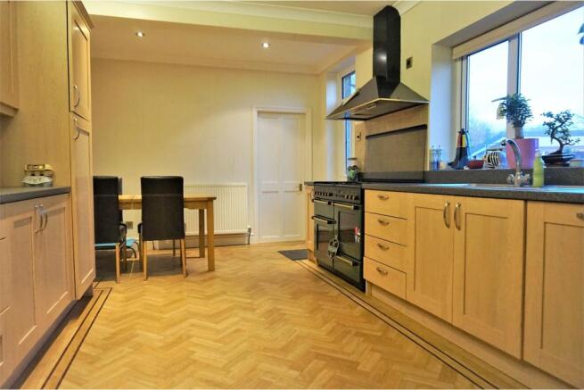 Kitchen / Diner