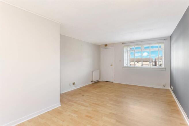 Langlea Avenue, Cambuslang, Lanarkshire, G72 photo 4