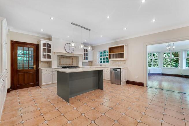 2, Astley Close, Knutsford, WA16 photo 4