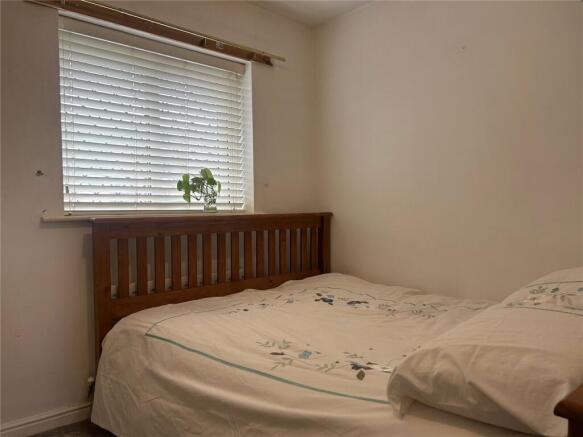 2 bed Terraced for sale Image 8