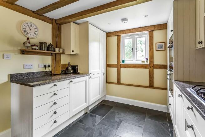 Kitchen 3.jpg