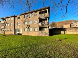40, Chapelle Crescent, Tillicoultry FK13 6NJ