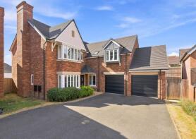 23, Redwood Road, Rugby CV21 1UD