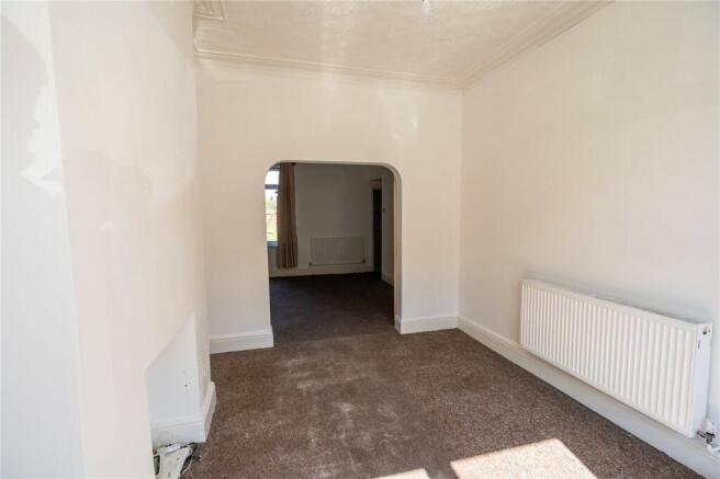 Living Room (2)