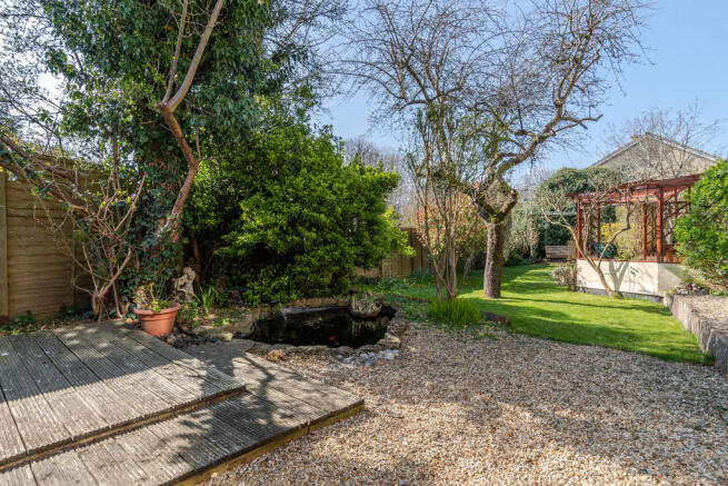 Side garden